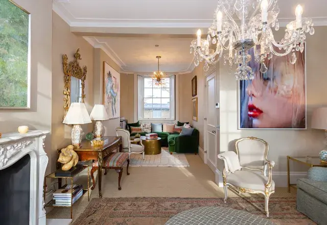 Pembroke Square, holiday home in Kensington, London