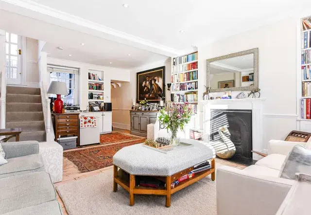 Peel Street, holiday home in Kensington, London