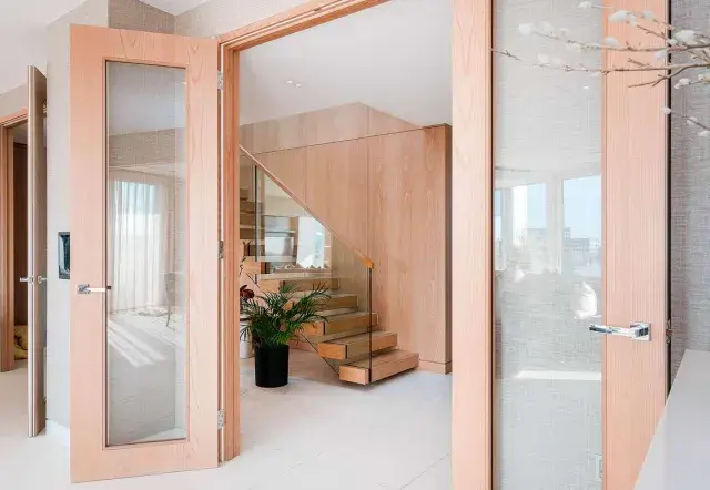 Riverside Penthouse, holiday home in Borough, London