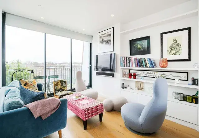 Rush Hill Road, holiday home in Clapham, London