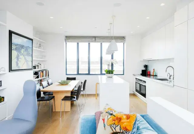 Rush Hill Road, holiday home in Clapham, London