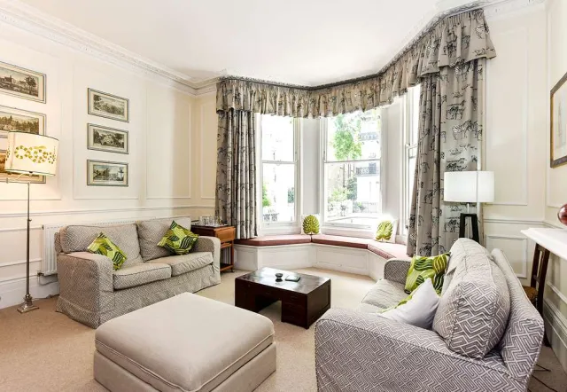 Beaufort Gardens, holiday apartment in Belgravia, London