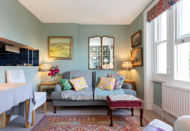 Campden Hill Gardens, holiday apartment in Notting Hill, London
