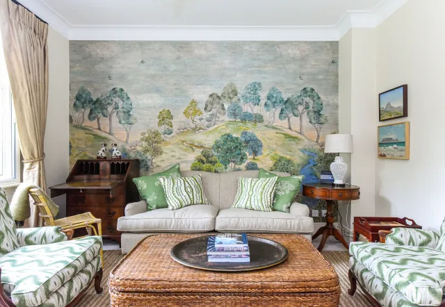 Kensington Gardens, holiday apartment in Kensington, London