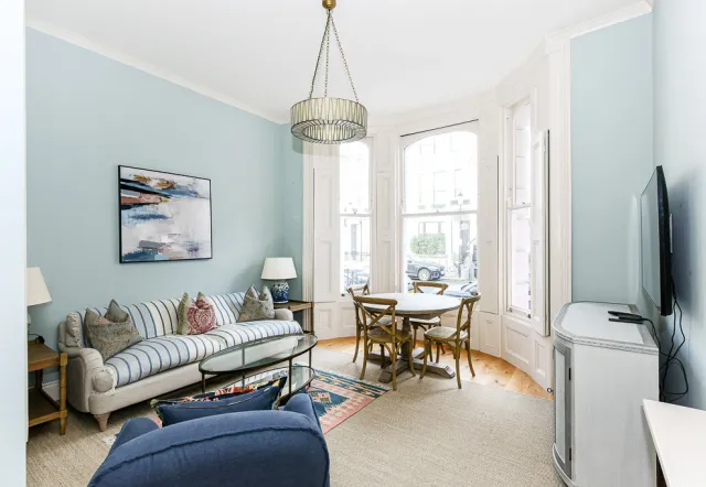 Arundel Gardens, holiday apartment in Notting Hill, London