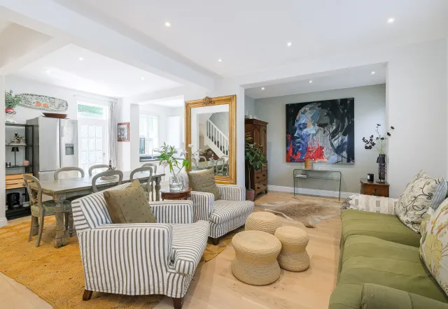 Battersea Church Road, holiday townhouse in Battersea, London