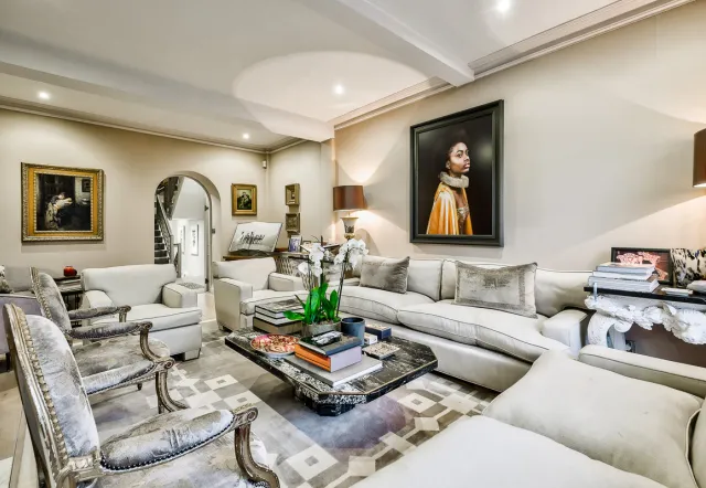 Cheyne Walk, holiday townhouse in Chelsea, London