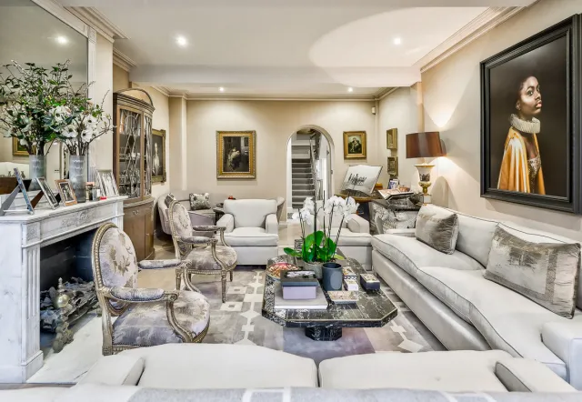 Cheyne Walk, holiday townhouse in Chelsea, London