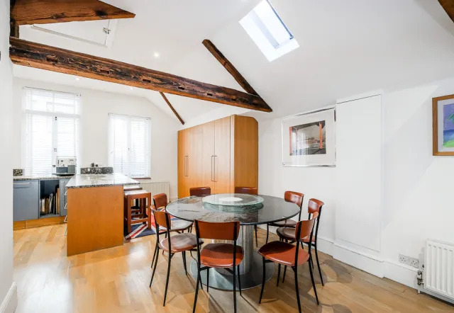 St Anselm's Place, holiday mews in Mayfair, London