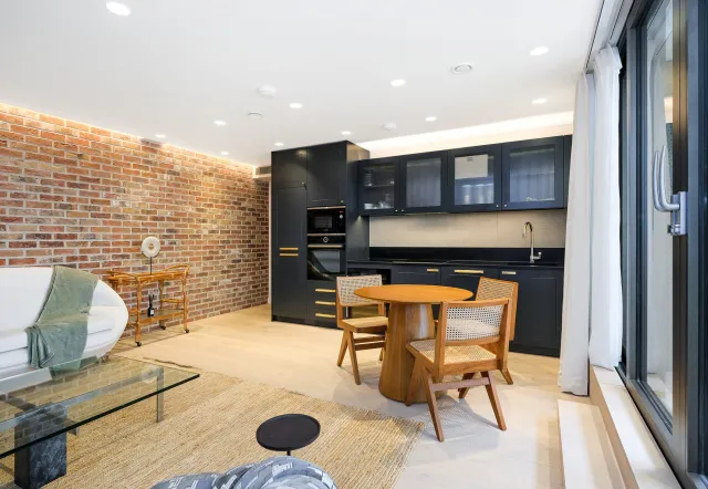 Berwick Street II, holiday apartment in Borough, London