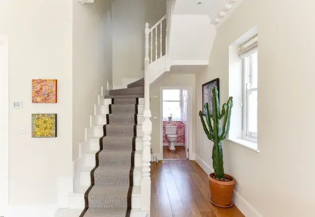 Brondesbury Road, holiday home in Hampstead, London