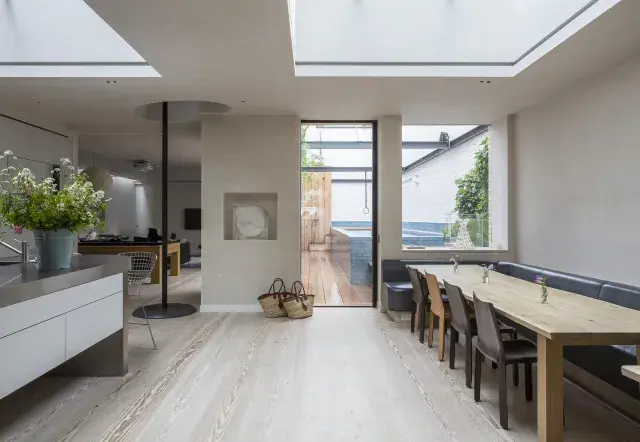 Blythe Road, holiday home in Kensington, London