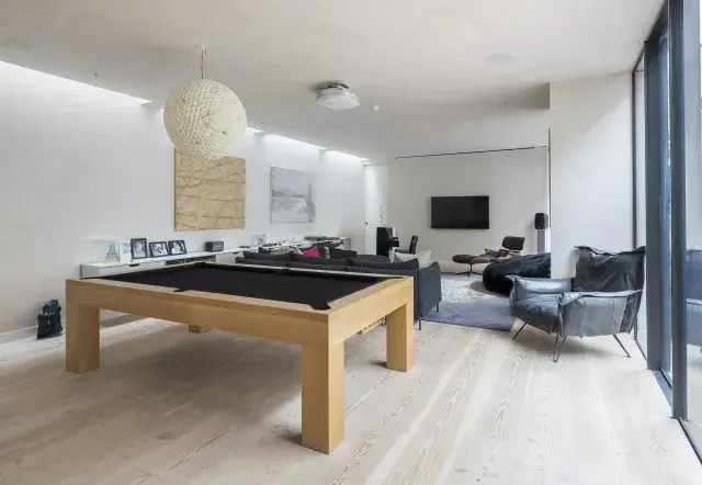 Blythe Road, holiday home in Kensington, London