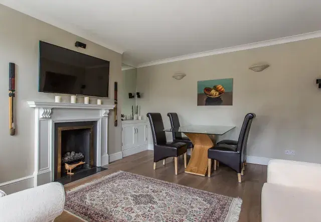 Castellain Road, holiday home in St Johns Wood, London