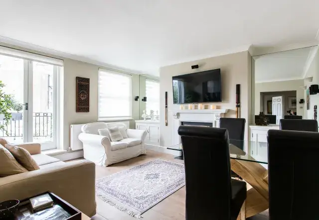 Castellain Road, holiday home in St Johns Wood, London