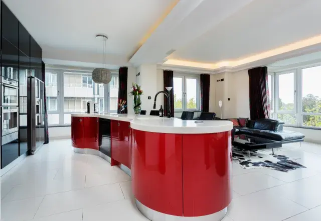 Bayswater Road, holiday home in Bayswater, London