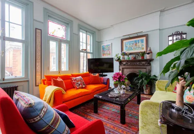 Fitzjames Avenue, holiday home in Kensington, London