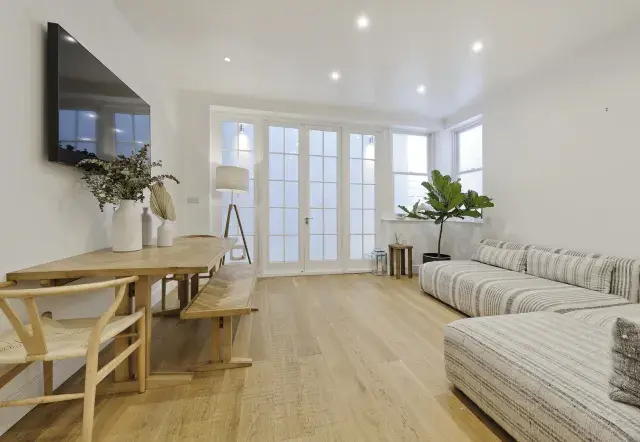 Chesilton Road, holiday home in Fulham, London