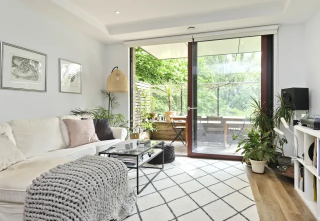 Knaresborough Drive, holiday home in Wandsworth, London