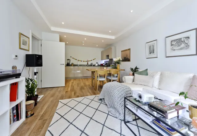 Knaresborough Drive, holiday home in Wandsworth, London