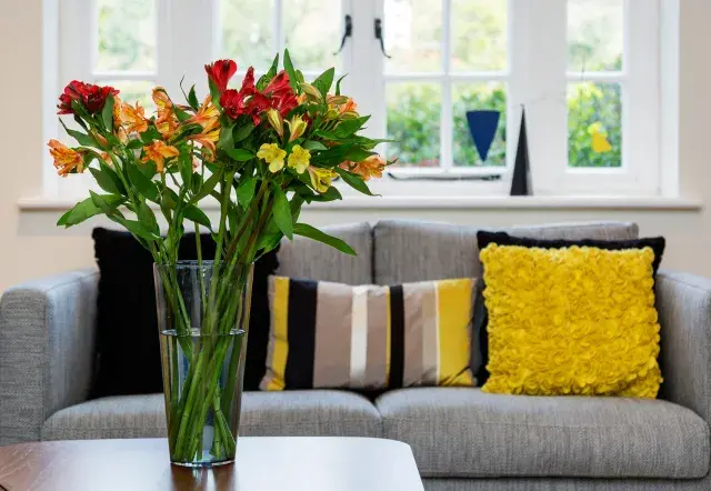 Corringham Road, holiday home in Hampstead, London