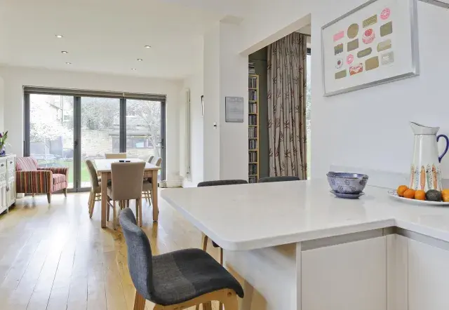 Woodbourne Avenue, holiday home in Wandsworth, London