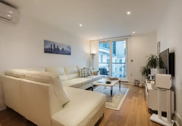 St George's Wharf II, holiday home in London