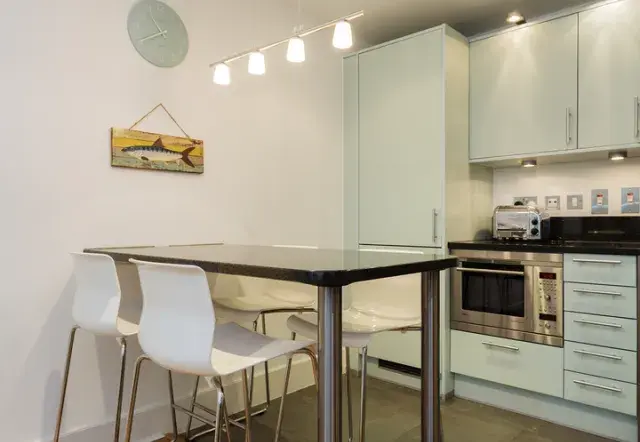 St George's Wharf II, holiday home in London