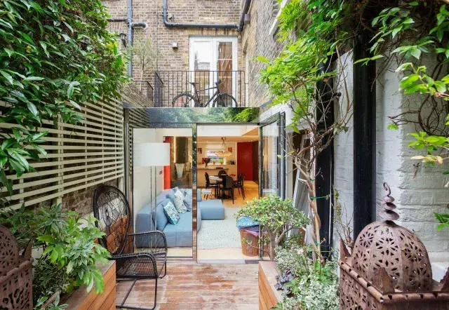 Moore Street, holiday home in Chelsea, London