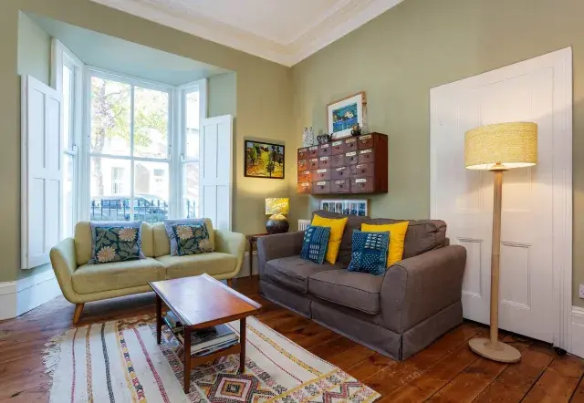 Saint Phillip's Road, holiday home in London