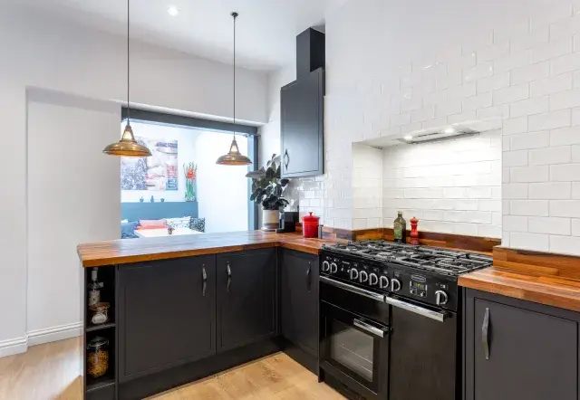 Tremlett Grove II, holiday home in London