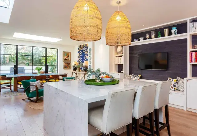 Goldsmith Avenue, holiday home in London