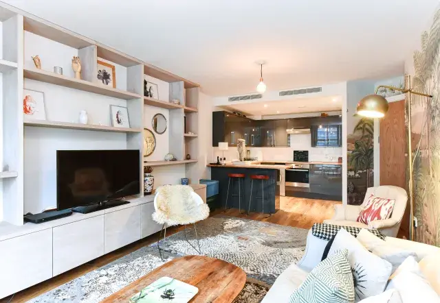 Chelsea Bridge Wharf, holiday home in Battersea, London