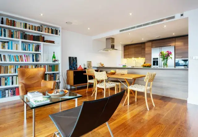 Lensbury Avenue, holiday home in Fulham, London