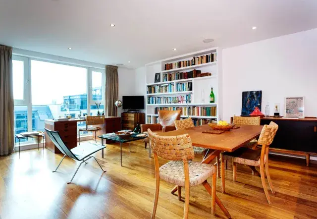 Lensbury Avenue, holiday home in Fulham, London