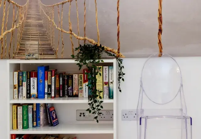 Redfield Lane, holiday home in Kensington, London