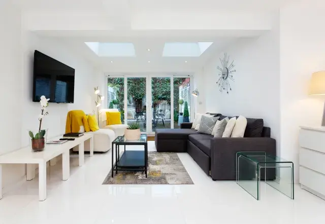 Redfield Lane, holiday home in Kensington, London