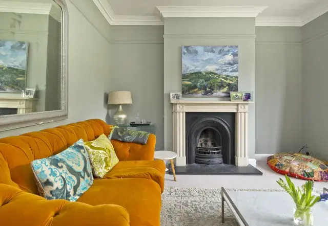 Frewin Road, holiday home in Wandsworth, London