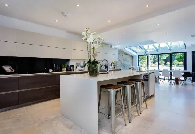 Larkhall Rise, holiday home in Clapham, London