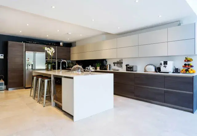 Larkhall Rise, holiday home in Clapham, London