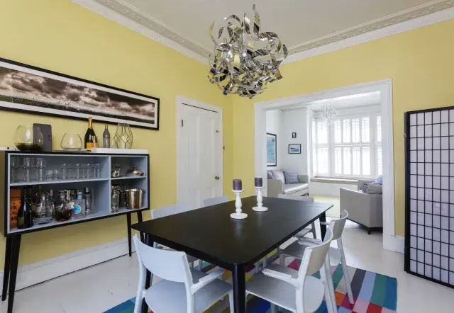 Sistova Road, holiday home in London