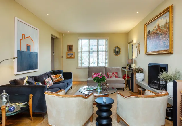 Dover Park Drive, holiday home in Putney, London
