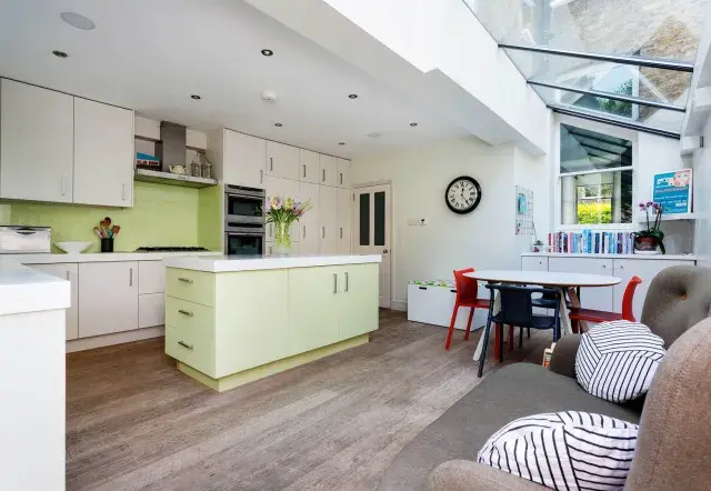 Elfort Road, holiday home in Highbury, London