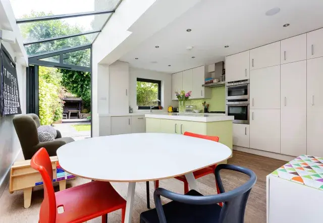 Elfort Road, holiday home in Highbury, London