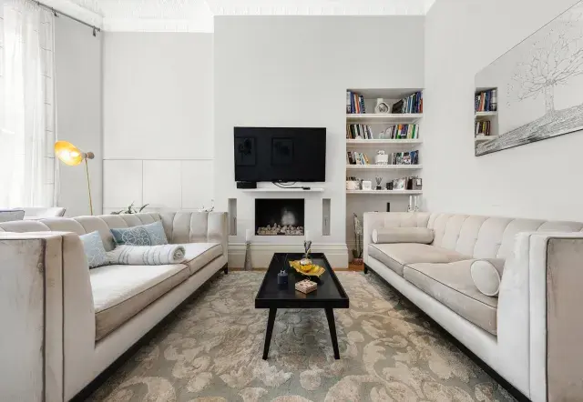 Holland Park Gardens, holiday home in Kensington, London