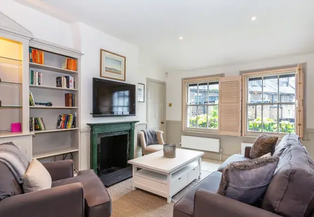 Albert Mews, holiday home in Kensington, London