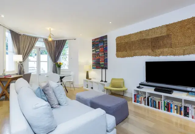 Elsham Road, holiday home in Kensington, London