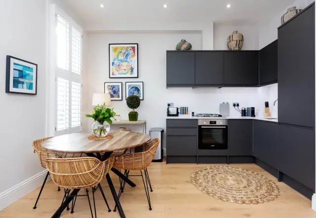 Sisters Avenue, holiday home in Clapham, London