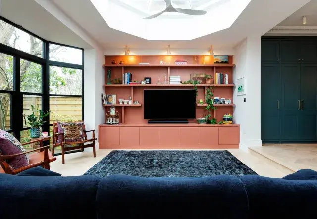 Baskerville Road Street, holiday home in Wandsworth, London