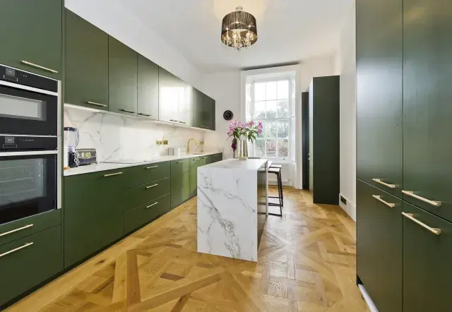 Kings Road, holiday home in Richmond, London